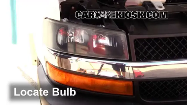 2007 Chevrolet Express 3500 LS 6.0L V8 Standard Passenger Van (3 Door) Lights Headlight (replace bulb)